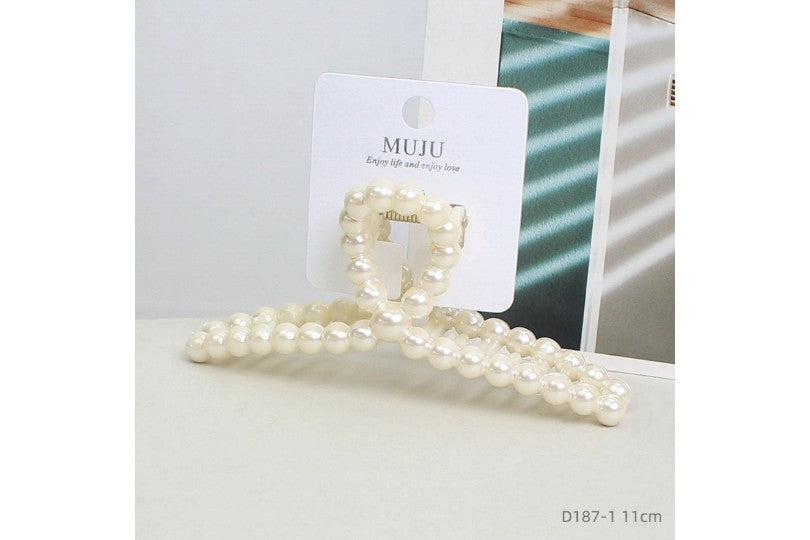 Pearl Design Hair Clip