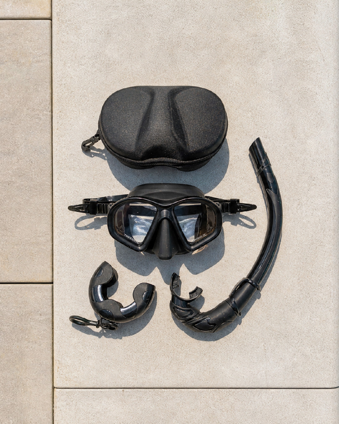 Swimming Goggles Set with Diving Mask, Snorkel and EVA Storage Case